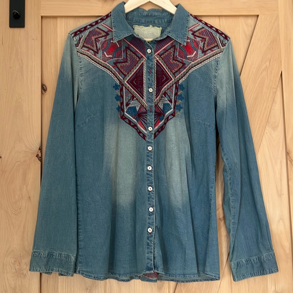 JOHNNY WAS  detailed Jean shirt